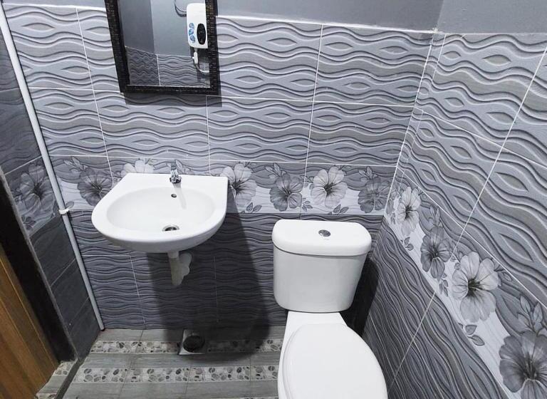 패밀리 스위트, Iskandar Perak