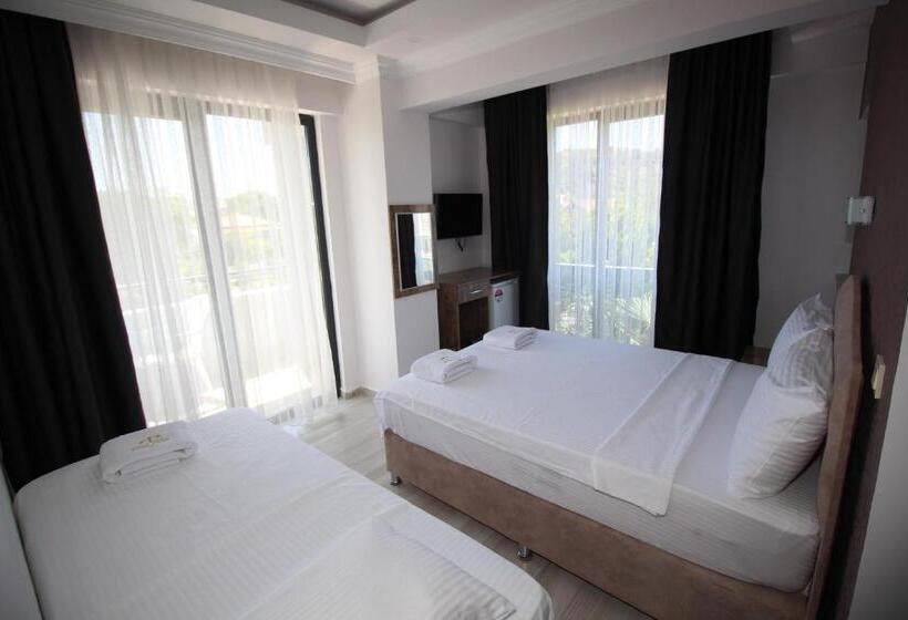 غرفة قياسية مزوَّدة بشُرفة, Piri Reis Butik