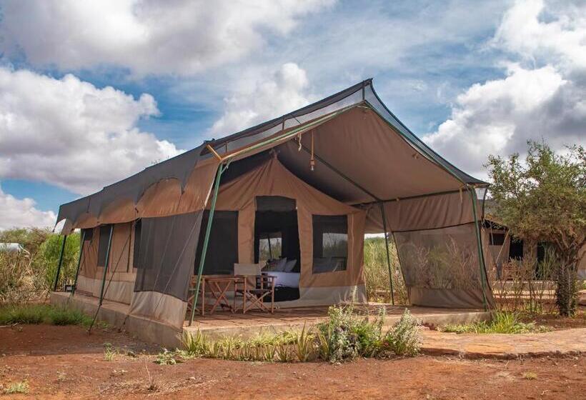اتاق استاندارد با چشم‌انداز کوهستان, Tulia Amboseli Safari Camp