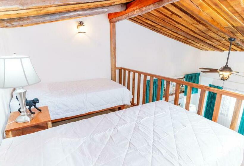 غرفة عائلية, Hacienda La Norma Boho Boutique