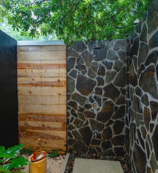 غرفة قياسية مع حمام خارجي, Hacienda La Norma Boho Boutique