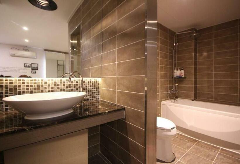 غرفة قياسية, Paradise