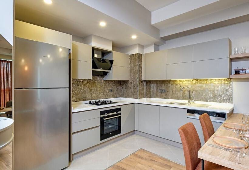 سوییت لوکس, Sirius Town Residence And Spa