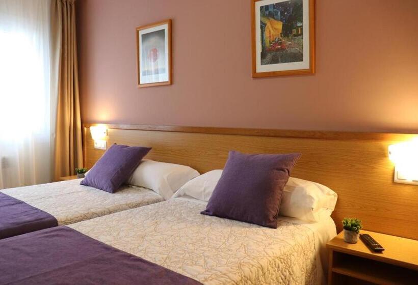 スタンダードルーム, Pensión Rúa