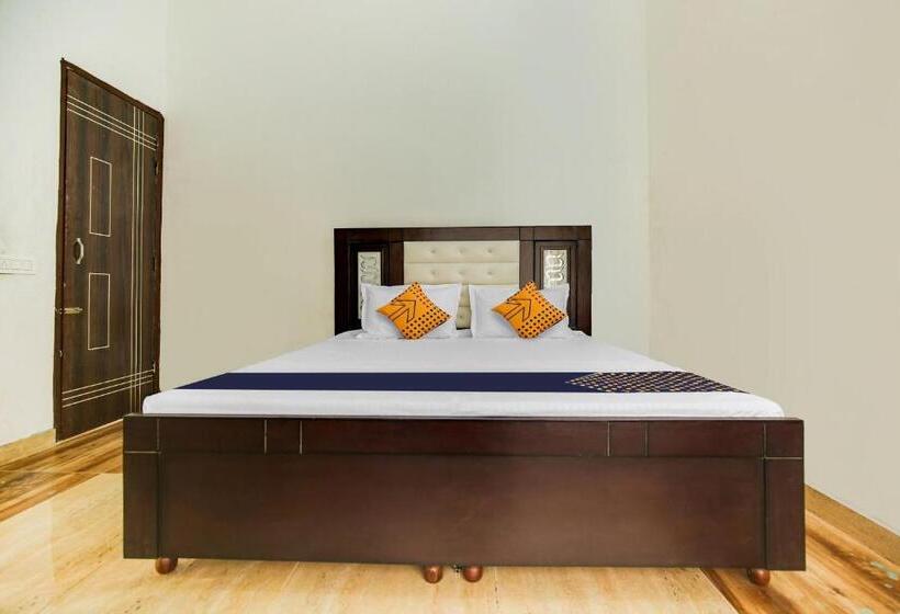 트리플 클래식 룸, Spot On Dream Motel