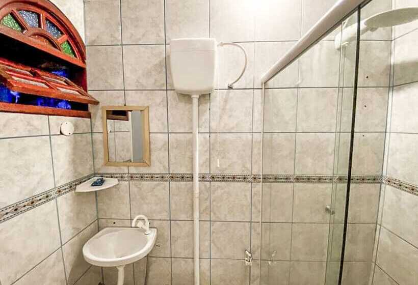 带阳台的三人标准间, Pousada Chê Búzios