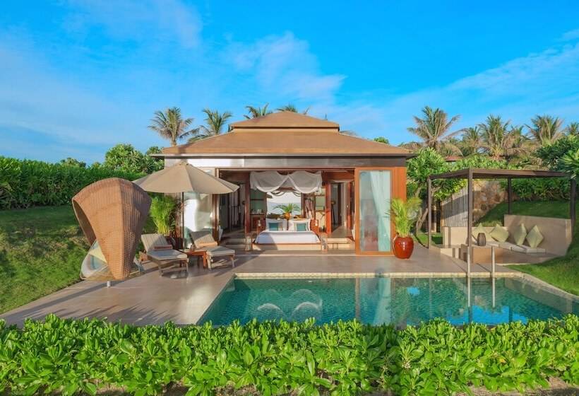ویلای یک اتاق خوابه با استخر شنا, Fusion Resort Cam Ranh  All Spa Inclusive