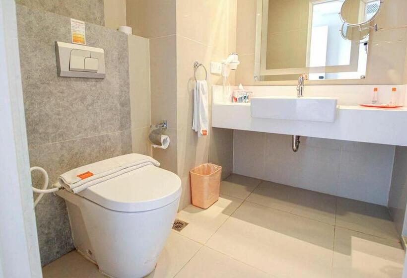 Номер Стандарт, Harris Hotel Pontianak