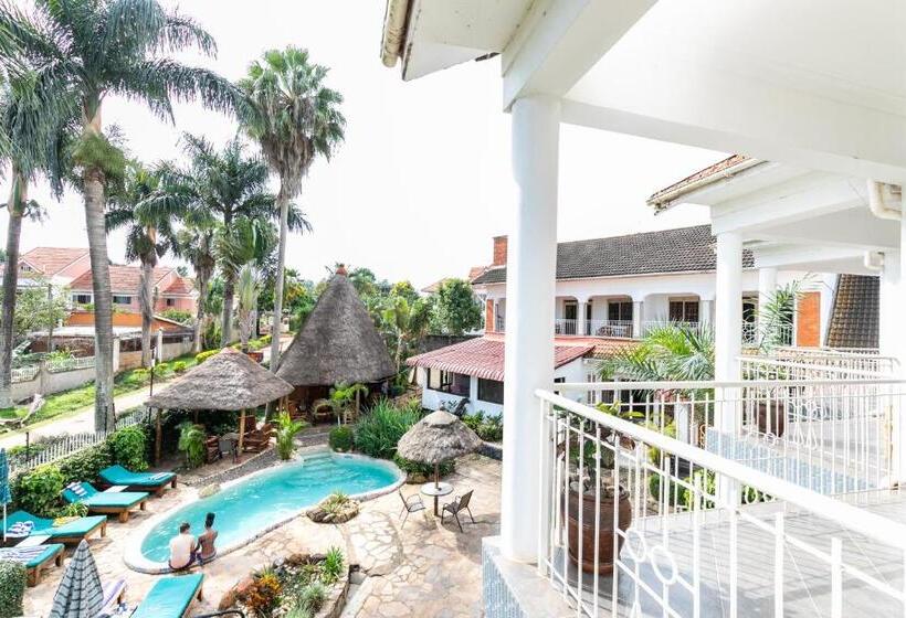 اتاق لوکس با چشم‌انداز دریاچه, 2 Friends Beach