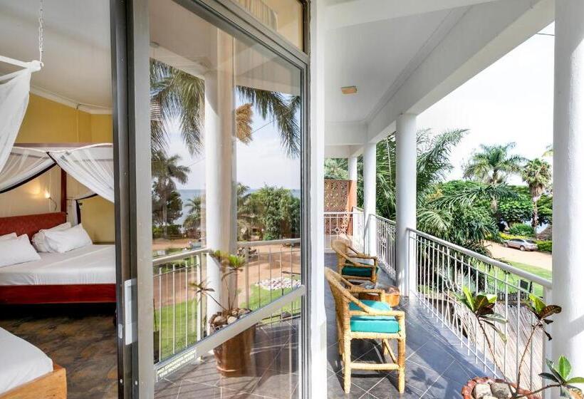 اتاق لوکس با چشم‌انداز دریاچه, 2 Friends Beach