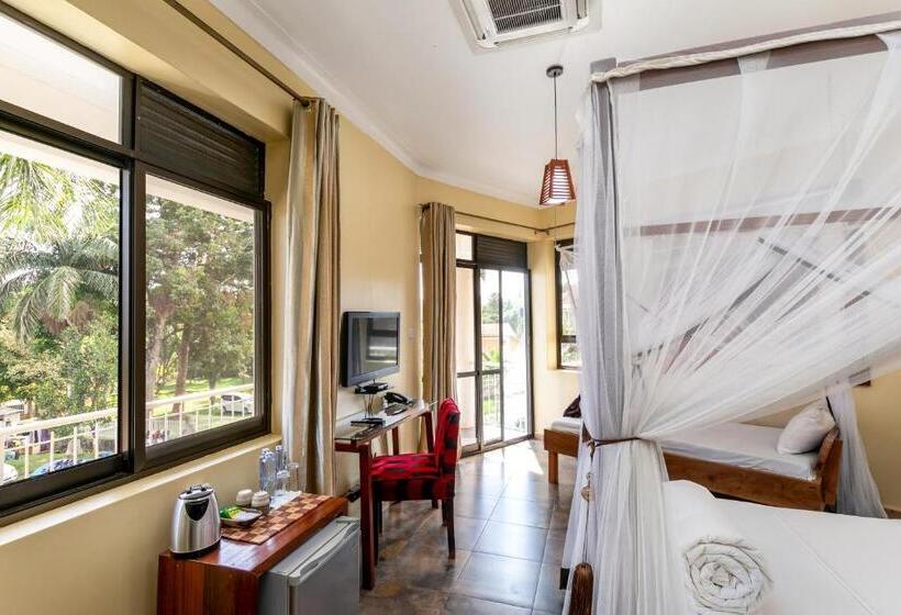 اتاق لوکس با چشم‌انداز دریاچه, 2 Friends Beach