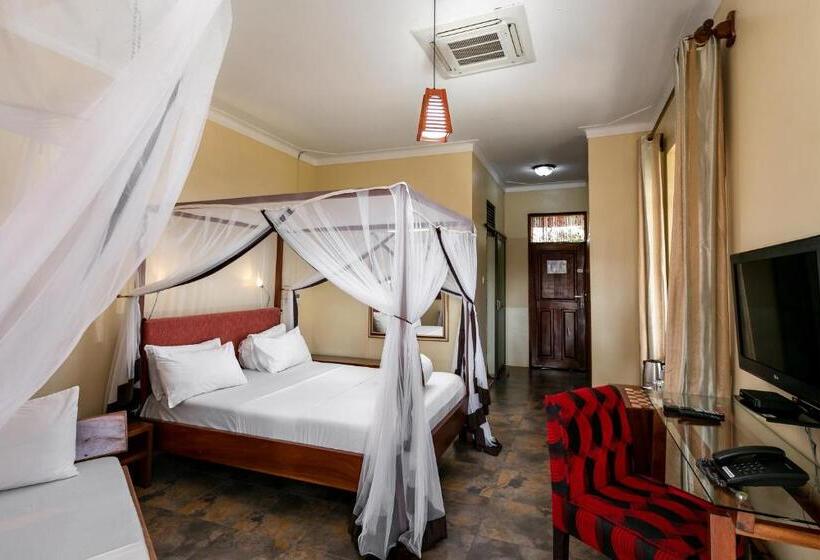 اتاق لوکس با چشم‌انداز دریاچه, 2 Friends Beach