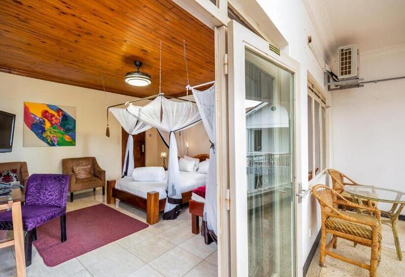 اتاق لوکس با چشم‌انداز دریاچه, 2 Friends Beach