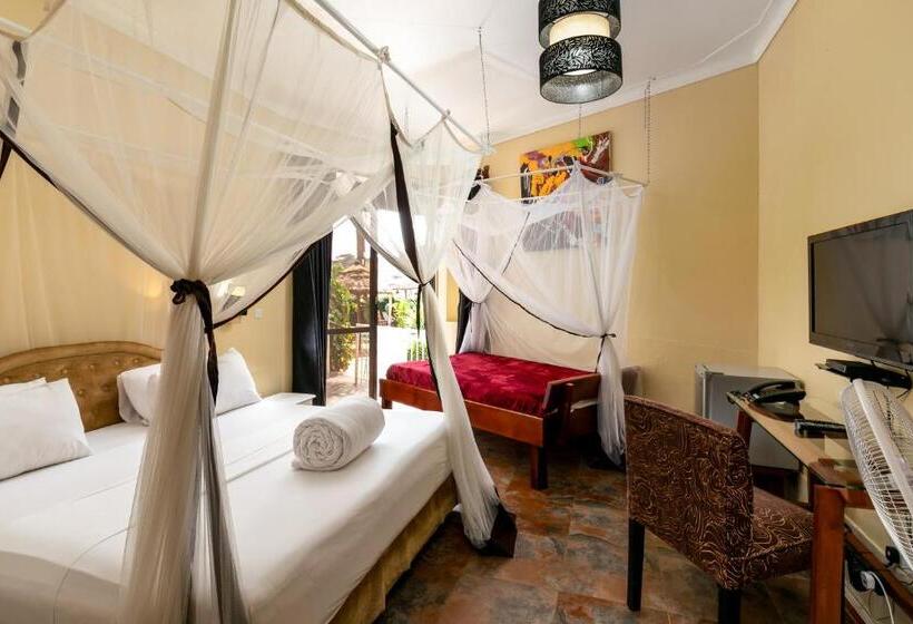 اتاق لوکس با چشم‌انداز استخر, 2 Friends Beach