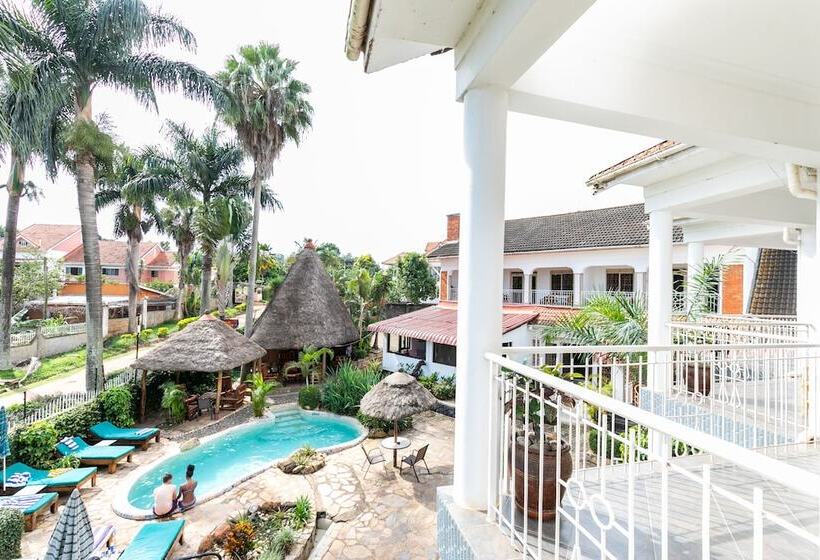 اتاق لوکس با چشم‌انداز دریاچه, 2 Friends Beach