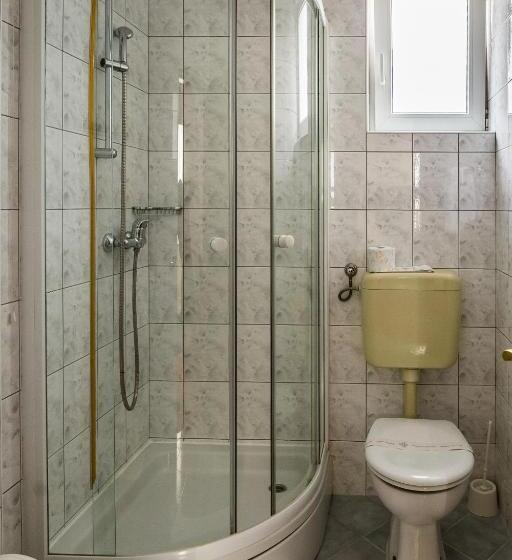 Номер Стандарт, Carlstadt