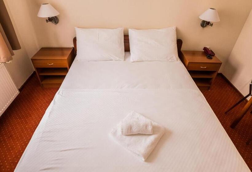 Номер Стандарт, Carlstadt