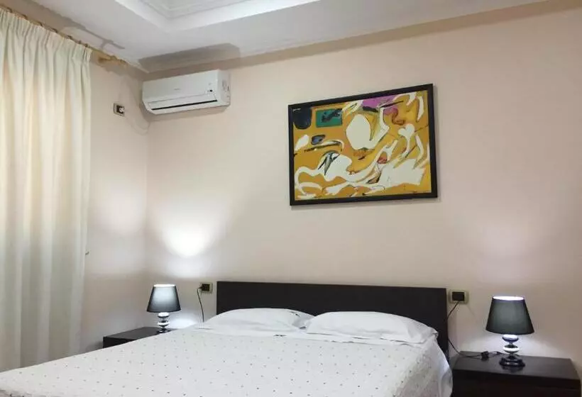 اتاق استاندارد, Colombo Elbasan