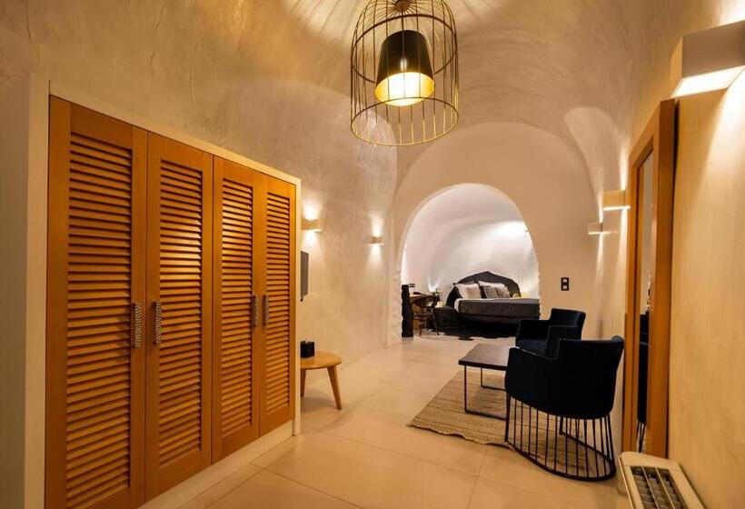 Люкс с гидромассажем, Day Dream Luxury Suites