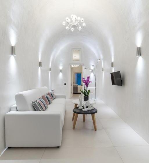 Люкс с гидромассажем, Day Dream Luxury Suites