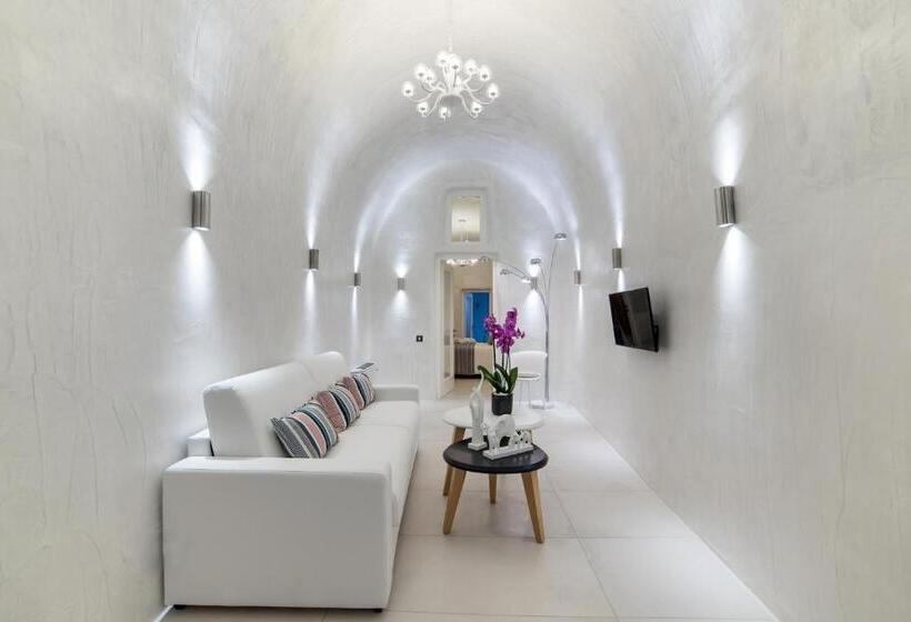 Люкс с гидромассажем, Day Dream Luxury Suites