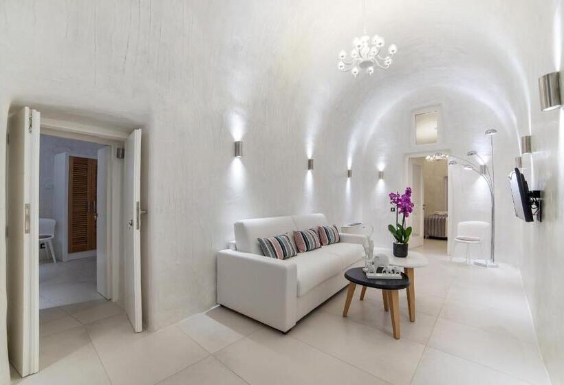 Люкс с гидромассажем, Day Dream Luxury Suites