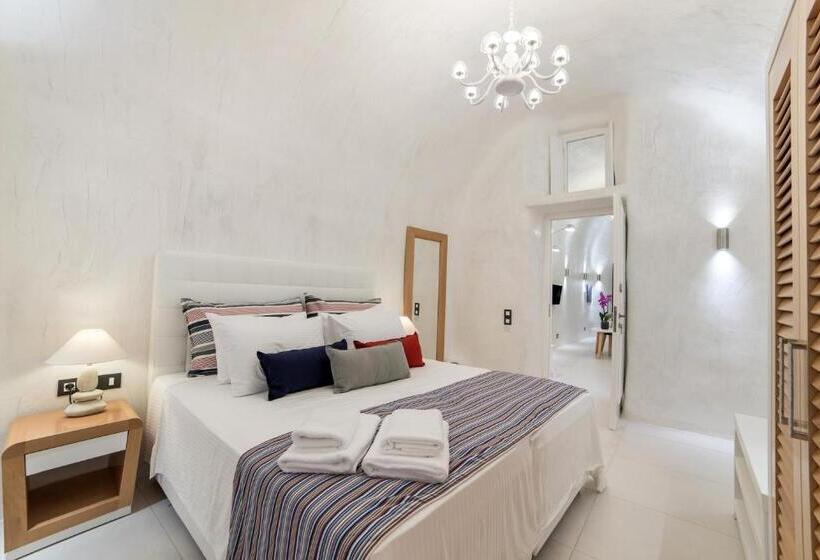 Люкс с гидромассажем, Day Dream Luxury Suites