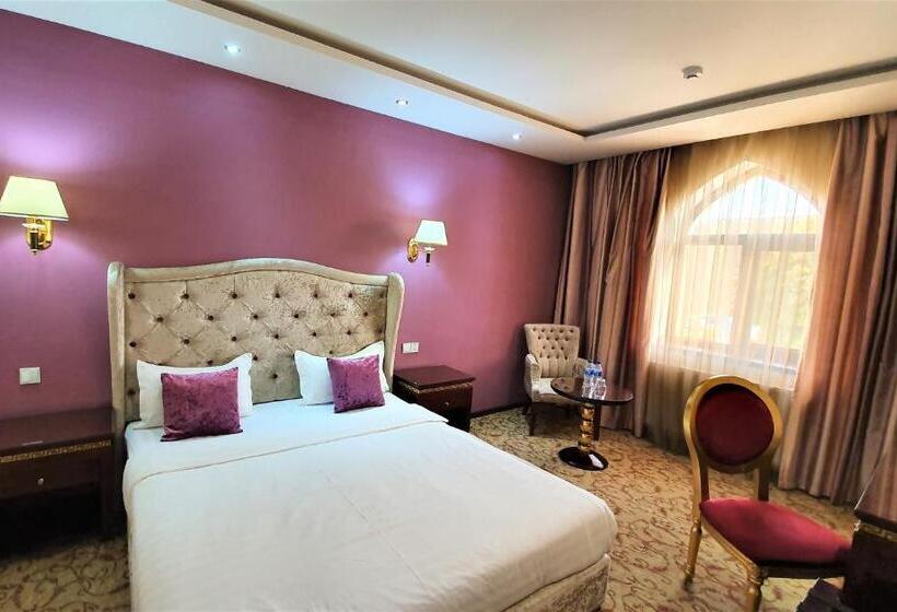 غرفة قياسية, Emirhan