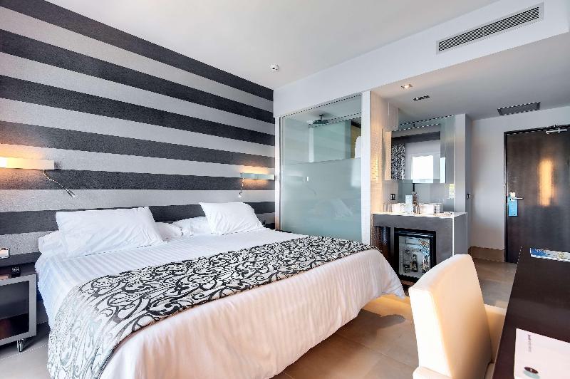 Люкс, Favehotel Palembang