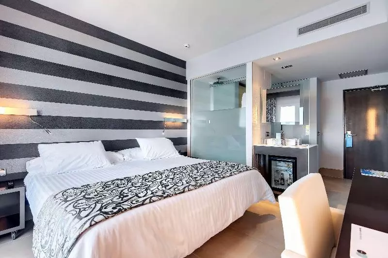 スイート, Favehotel Palembang