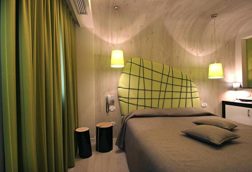 标准间, La Pergola