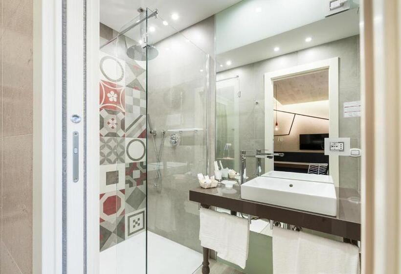 标准间, La Pergola