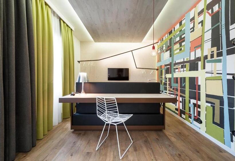 标准间, La Pergola