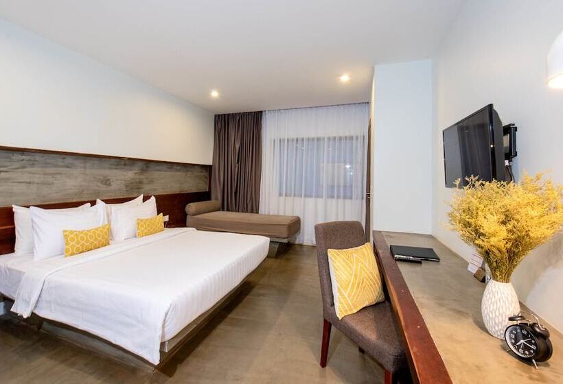 디럭스 룸, Popular Residence