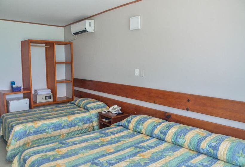 חדר סטנדרט לשלושה, Portobelo Beach