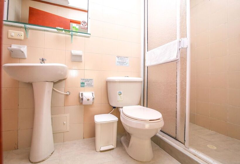 חדר משפחתי נוף לים, Portobelo Beach