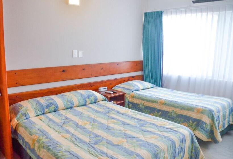 Triple Room Sea View, Portobelo Beach