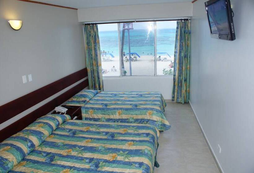 Triple Room Sea View, Portobelo Beach