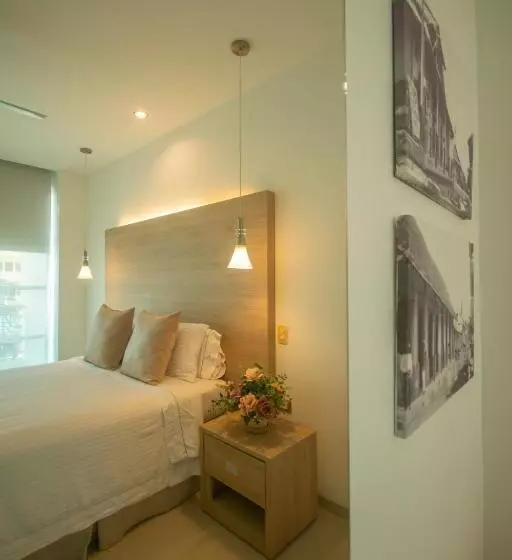 エクゼクティブルーム, Santorini Loft