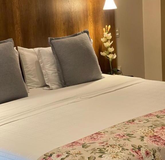 Полулюкс, Santorini Loft