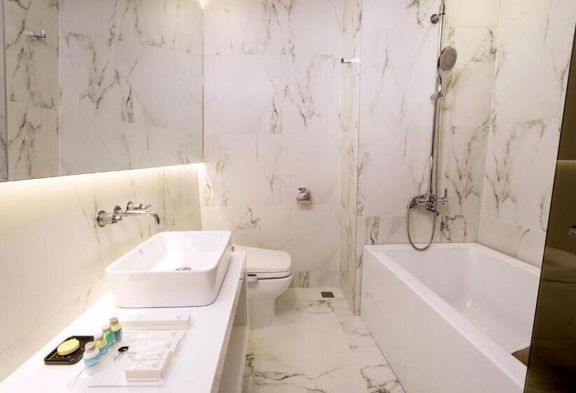 디럭스 패밀리 룸, The Designers Lyj Gangnam Premier