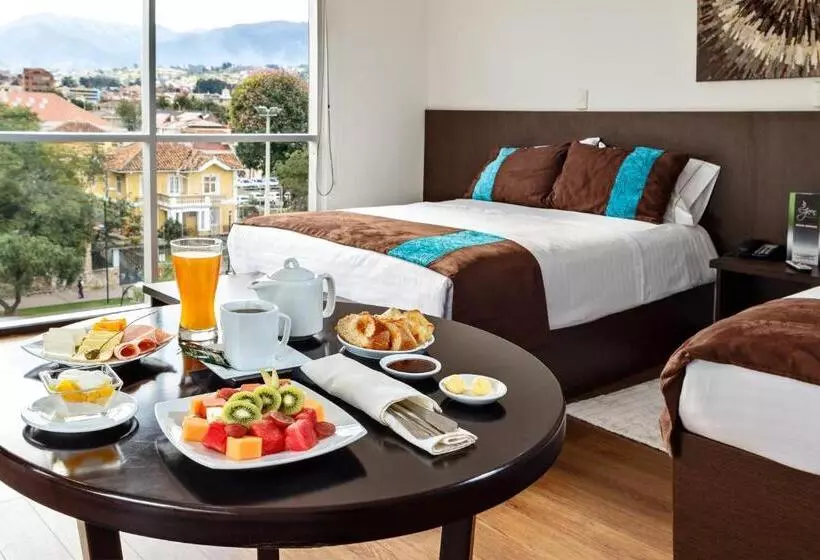 Junior Suite, Valgus