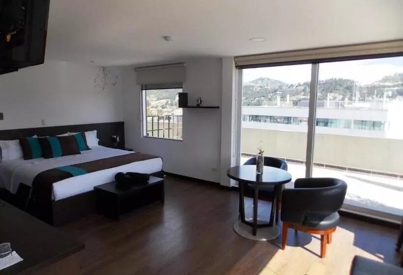Junior Suite, Valgus