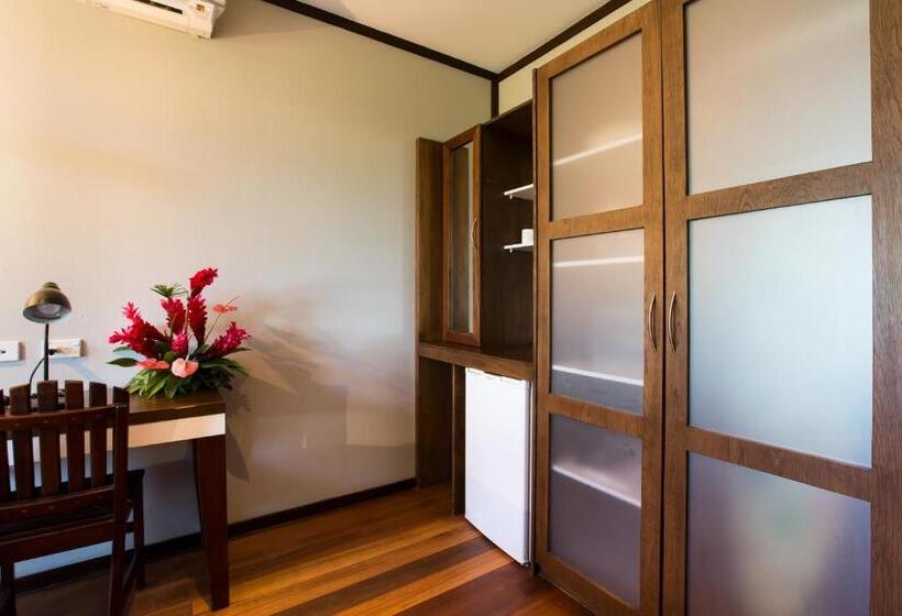 بنجلو قياسى, Yatule Resort & Spa