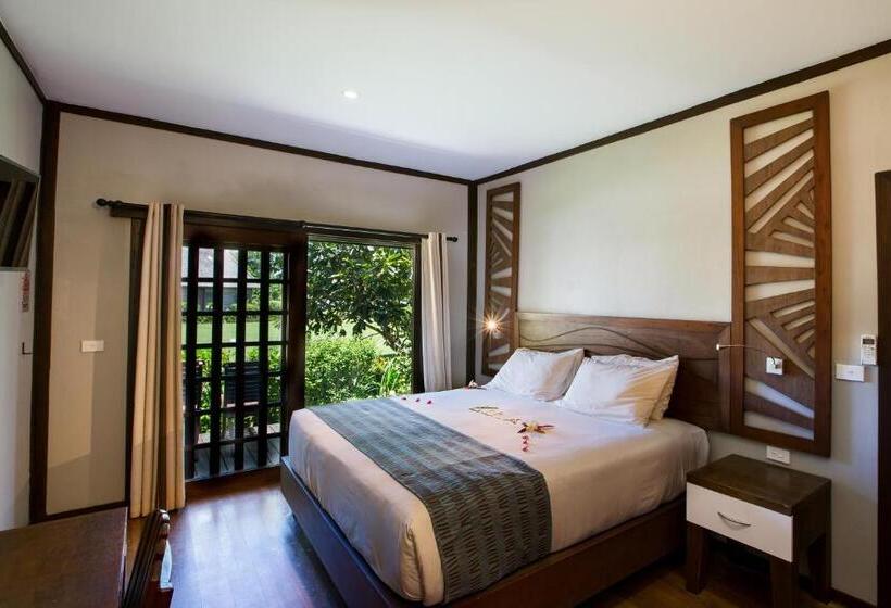 بنغل قياسي مطل على المسبح, Yatule Resort & Spa