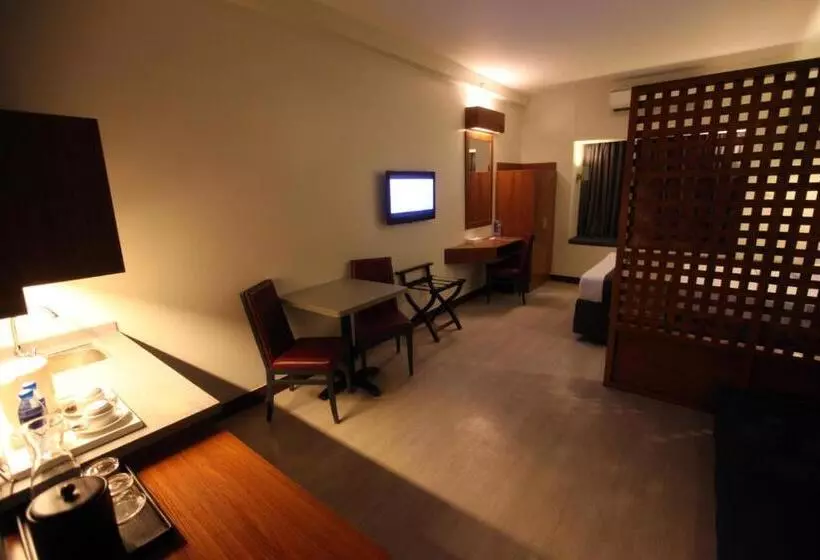 スイート, Microtel By Wyndham Up Technohub