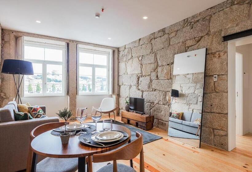 1 Bedroom Apartment River View, Porto River