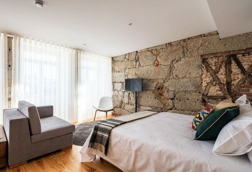 Standard studio with river view, Porto River