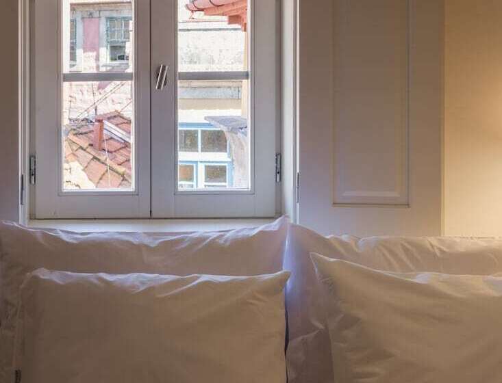 2 Bedrooms Apartment River View, Porto River