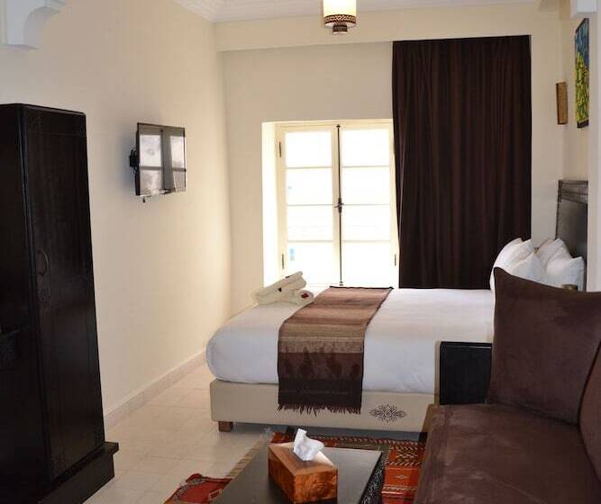 سوییت جونیور, Riad Ben Atar